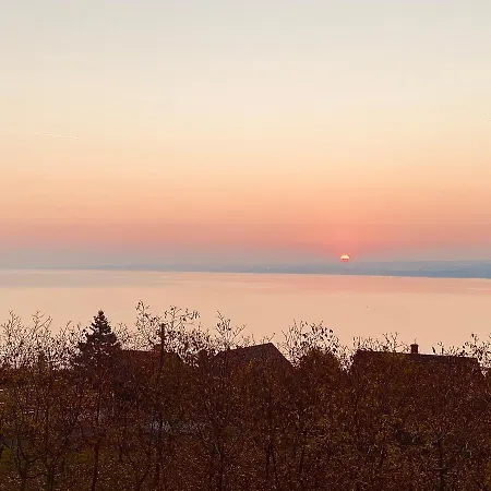 Víztükör apartman Apartman Tihany