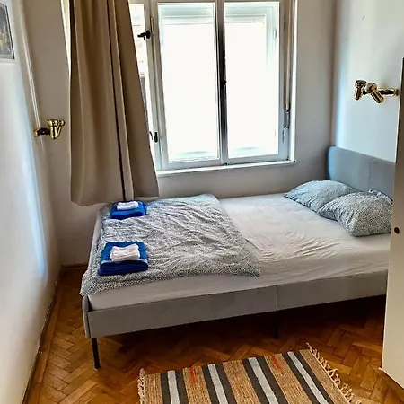Διαμέρισμα Viztuekoer Apartman *
