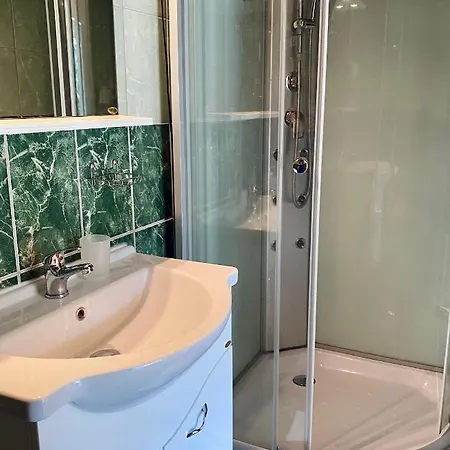 Víztükör apartman * Tihany