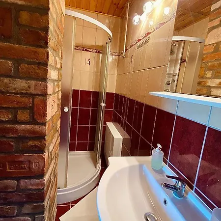 Διαμέρισμα Viztuekoer Apartman *